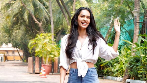 Manushi Spotted At YRF For Prithviraj Script Reading Manushi Spotted At YRF For Prithviraj Script Reading