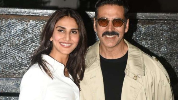 Vaani Kapoor On Her Bell Bottom Co-Star Akshay Kumar: He Is A Superstar In Every Possible Way Vaani Kapoor Feels Grateful To Be Sharing Screen Space With Akshay Kumar