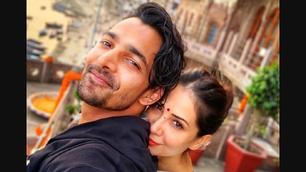 On The Other Hand, Kim Sharma Broke Up With Harshvardhan Rane Last Year
