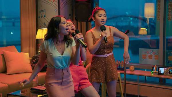 Lana Condor & Noah Centineo Chemistry Has Been Highly Appreciated By Fans