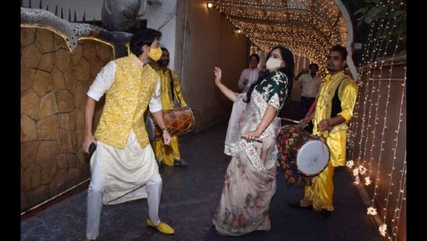 Aaja Nachle Ve