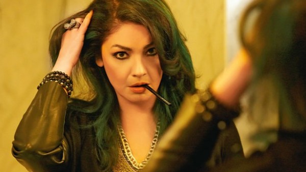 Pooja Bhatt Reveals Why She Used To Feel 'Isolated And Lonely' In The 90s - Filmibeat