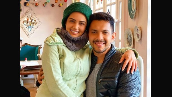 Aditya Narayan Shares His Health Update Says The Virus Has Left His Wife Shweta Agarwal Very Weak Filmibeat