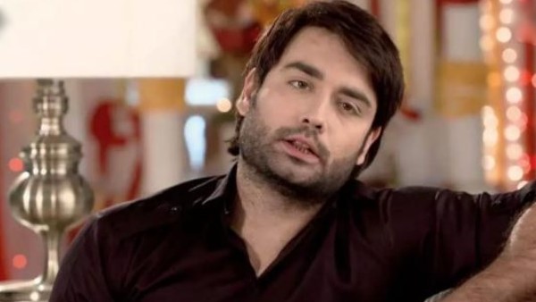 Vivian Is All Praise For His Fans