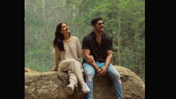 Varun Sood & Divya Agarwal Varun Sood & Divya Agarwal