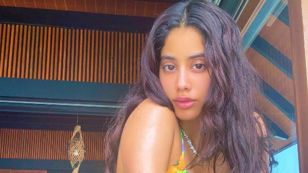 janhvi-kapoor-on-being-compared-to-sridevi-i-am-happy-about-it-why-not-be-compared-to-the-best janhvi-kapoor-on-being-compared-to-sridevi-i-am-happy-about-it-why-not-be-compared-to-the-best