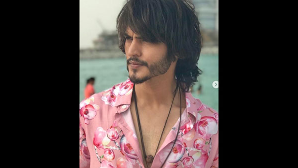 4. You recently shot with Zeenat Aman for the web series Margaon: The Closed File. How was it shooting with the veteran actress?