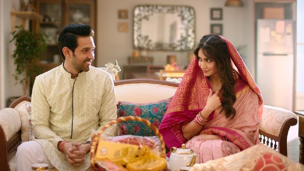 14 Phere Movie Review And Rating {2.5/5}: Vikrant-Kriti's Tale Of Two Weddings Loses Its 'Chamak' Due To Weak Climax latest bollywood news