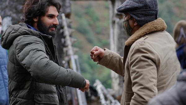 Q. Did Suniel Shetty ever visited the sets?