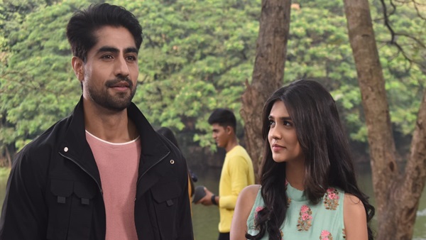 Yeh Rishta Kya Kehlata Hai SPOILER: Abhimanyu Calms Down Akshara | Yeh Rishta Kya Kehlata Hai Latest Episode Updates - Filmibeat