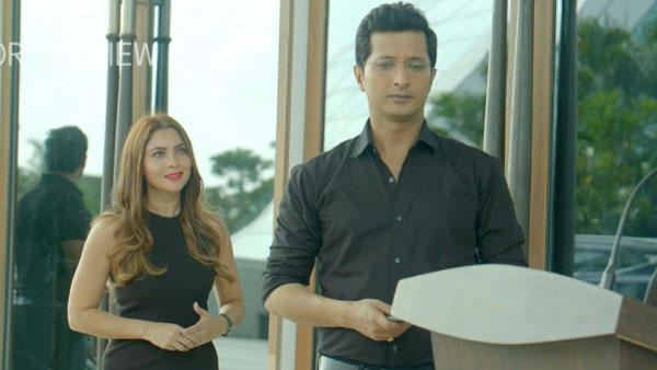 Unique in form but rather indifferent in dramatics Film: Tamasha Live Genre: Musical Drama Cast: Sachit Patil, Sonalee Kulkarni, Pushkar Jog, Bharat Jadhav, Siddharth Jadav, Yogesh Soman, Hemangi Kavi, Ayushi Bhave Tilak, Nagesh Bhonsle, Manmeet Pem , Subodh Gadge, Mrunal Deshpande, Namish Chafekar Director: Sanjay Jadhav Rating: * * Runtime: 124 mins While Marathi and Hindi films have made Tamasha and Lavni, center points of story-telling in the past ( Pinjra, Sangte Aika, Ek Hota Vidhushak, Natarang,Tamasha - Hach Khel Udya Punha) not many (none, to my knowledge) have been brave enough to incorporate Tamasha as a narrative form of cinema. Sanjay Jadhav’s ambitious attempt to use Tamasha as the form of story-telling in his film ‘Tamasha Live’ is therefore creditable. This traditional form of Marathi theatre, often with singing and dancing, influenced by Indian art forms and drawing from diverse traditions; such as kaveli, ghazals, Kathak, dashavatara, lalit and kirtan widely performed by local or travelling theatre groups within the state of Maharashtra, is the narrative form used in this film. And for this purpose Sanjay Jadhav has Siddharth Jadhav and Hemangi Kavi, the Sutradhars, flit in and out, reciting, singing and dancing while the main leads do their best to flare-up the dramatic tempo. While the Dholki is conspicuously low key here, the much older ‘sangeet bhari’ tradition is given full thrust as the Sutradhars tell the story of two rival news casters belonging to rival channels doing a Tu-Tu-main-main, indirectly haranguing on so-called-state-wide-TV, about an apparent suicide case -- of a pretty, impoverished dancer/ wannabe actress, Bhakti( Ayushi Bhave Tilak). Most of the elements of the plot here are borrowed from real life (remember Divya Bharati, Disha Salian, Sushant Singh Rajput?) and the media furore that these incidents brought in its wake. The Sutradhars introduce the incident in the opening itself and we see the young woman falling from the terrace of a high-rise and a young fledgling TV news reporter from Jan Haqq news, Shefali (Sonalee Kulkarni) who just happens to be on the spot, turn the obscure incident into her career defining breakthrough moment – much to the disgruntlement of Ashwin (Sachit Patil) of Only Ashwin fame (a sort of Marathi news Media’s Arnab Goswami) the numero uno of prime-time news until then. After that it’s a free-fall into allegations, character assassinations, outright lies and half-truths being peddled on State-wide TV with film stars, dance choreographers, Activists, Politicians and even the Chief Minister becoming the brunt of toxic innuendo (drug abuse, casting couch, rape etc.) unleashed by the warring newscasters. While trying to balance out the Tamasha elements and the visceral drama, Sanjay Jadhav literally loses the plot. The form employed here does nothing much to enhance the main plot line about the drama and deception, the behind-the-scenes of news & journalism, and that is the most disappointing aspect here. While the Tamasha is performed with gusto using a varied genre of songs (20 in number) and a variety of costumes, the drama comes across as rather shrill and directionless. The narrative tempo wilts and shrills up as the choppy editing juxtaposes colorful sequences of recitation and dance with sheer adulterated noise. The narrative doesn’t feel organic or flow smoothly enough. The ludicrous nature of mainstream TV journalism is apparent here but it’s neither a hard-hitting expose nor a heart-touching one and neither does this narrative form allow it to be recognised as a spoof. As an audience, you are bound to feel alienated from what transpires on screen. The flat, unimaginative sequences involving the newscasters, appear unadorned and unfinished. The performances also lack depth. The camerawork here is rather limiting in its scope and the helming seems more concerned with employing a unique form rather than telling a story with the appropriate gravitas. Unique in form but rather indifferent in dramatics Film: Tamasha Live Genre: Musical Drama Cast: Sachit Patil, Sonalee Kulkarni, Pushkar Jog, Bharat Jadhav, Siddharth Jadav, Yogesh Soman, Hemangi Kavi, Ayushi Bhave Tilak, Nagesh Bhonsle, Manmeet Pem , Subodh Gadge, Mrunal Deshpande, Namish Chafekar Director: Sanjay Jadhav Rating: * * Runtime: 124 mins While Marathi and Hindi films have made Tamasha and Lavni, center points of story-telling in the past ( Pinjra, Sangte Aika, Ek Hota Vidhushak, Natarang,Tamasha - Hach Khel Udya Punha) not many (none, to my knowledge) have been brave enough to incorporate Tamasha as a narrative form of cinema. Sanjay Jadhav’s ambitious attempt to use Tamasha as the form of story-telling in his film ‘Tamasha Live’ is therefore creditable. This traditional form of Marathi theatre, often with singing and dancing, influenced by Indian art forms and drawing from diverse traditions; such as kaveli, ghazals, Kathak, dashavatara, lalit and kirtan widely performed by local or travelling theatre groups within the state of Maharashtra, is the narrative form used in this film. And for this purpose Sanjay Jadhav has Siddharth Jadhav and Hemangi Kavi, the Sutradhars, flit in and out, reciting, singing and dancing while the main leads do their best to flare-up the dramatic tempo. While the Dholki is conspicuously low key here, the much older ‘sangeet bhari’ tradition is given full thrust as the Sutradhars tell the story of two rival news casters belonging to rival channels doing a Tu-Tu-main-main, indirectly haranguing on so-called-state-wide-TV, about an apparent suicide case -- of a pretty, impoverished dancer/ wannabe actress, Bhakti( Ayushi Bhave Tilak). Most of the elements of the plot here are borrowed from real life (remember Divya Bharati, Disha Salian, Sushant Singh Rajput?) and the media furore that these incidents brought in its wake. The Sutradhars introduce the incident in the opening itself and we see the young woman falling from the terrace of a high-rise and a young fledgling TV news reporter from Jan Haqq news, Shefali (Sonalee Kulkarni) who just happens to be on the spot, turn the obscure incident into her career defining breakthrough moment – much to the disgruntlement of Ashwin (Sachit Patil) of Only Ashwin fame (a sort of Marathi news Media’s Arnab Goswami) the numero uno of prime-time news until then. After that it’s a free-fall into allegations, character assassinations, outright lies and half-truths being peddled on State-wide TV with film stars, dance choreographers, Activists, Politicians and even the Chief Minister becoming the brunt of toxic innuendo (drug abuse, casting couch, rape etc.) unleashed by the warring newscasters. While trying to balance out the Tamasha elements and the visceral drama, Sanjay Jadhav literally loses the plot. The form employed here does nothing much to enhance the main plot line about the drama and deception, the behind-the-scenes of news & journalism, and that is the most disappointing aspect here. While the Tamasha is performed with gusto using a varied genre of songs (20 in number) and a variety of costumes, the drama comes across as rather shrill and directionless. The narrative tempo wilts and shrills up as the choppy editing juxtaposes colorful sequences of recitation and dance with sheer adulterated noise. The narrative doesn’t feel organic or flow smoothly enough. The ludicrous nature of mainstream TV journalism is apparent here but it’s neither a hard-hitting expose nor a heart-touching one and neither does this narrative form allow it to be recognised as a spoof. As an audience, you are bound to feel alienated from what transpires on screen. The flat, unimaginative sequences involving the newscasters, appear unadorned and unfinished. The performances also lack depth. The camerawork here is rather limiting in its scope and the helming seems more concerned with employing a unique form rather than telling a story with the appropriate gravitas.