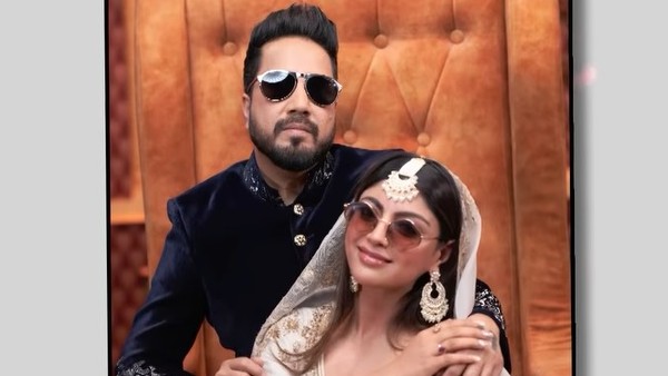 Akanksha Puri & Mika Singh Akanksha Puri & Mika Singh