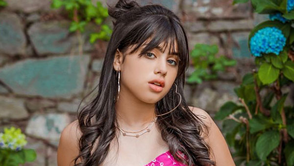 Who Is Riva Arora? Everything To Know About The Child Actress In Viral ...