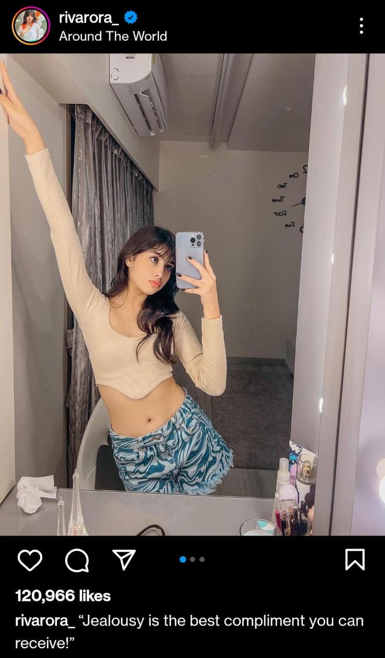 रीवा अरोड़ा पोस्ट