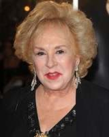 Doris Roberts: Age, Photos, Family, Biography, Movies, Wiki & Latest