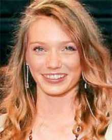 Eleanor Tomlinson 2012