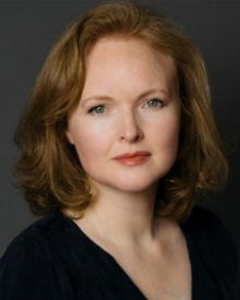 Emma Davies: Age, Photos, Family, Biography, Movies, Wiki & Latest News