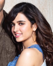 Shirley Setia: Age, Photos, Family, Biography, Movies, Wiki & Latest