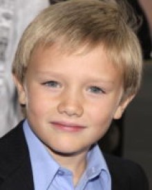 Dakota Goyo Biography,...
