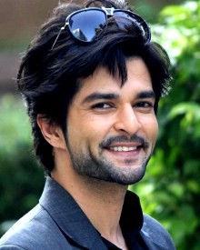 Raqesh Vashisth Movies, Biography, News, Photos, Videos & Awards