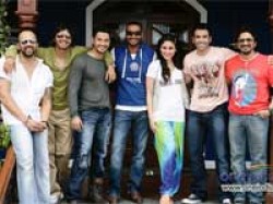 Golmaal 3 Action Replayy Opening