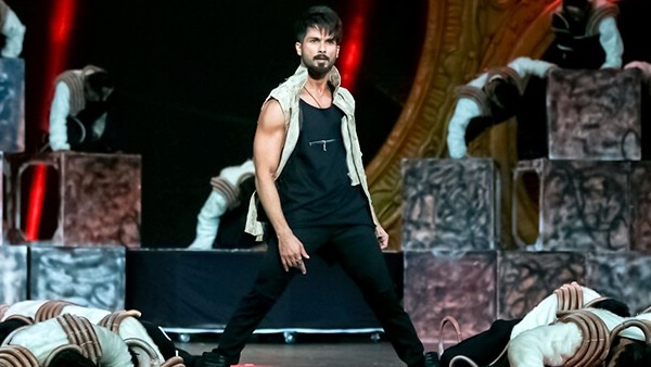 Best Indian Dancers In Bollywood: Actors Who Are Best Bollywood Dancers ...