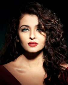 ऐश्‍वर्या रॉय बच्‍चन