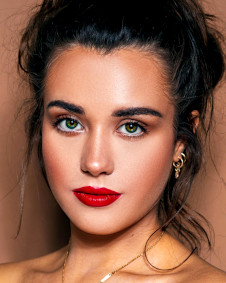 कैरोलिन वाइल्ड (Caroline Wilde): उम्र, मूवी, फोटो, जीवनी, तस्वीरें