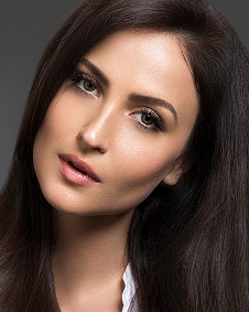 एली एवराम