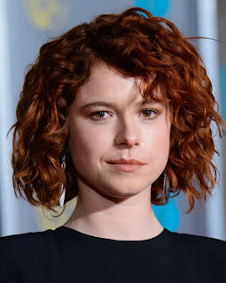 Jessie Buckley: Age, Photos, Family, Biography, Movies, Wiki & Latest