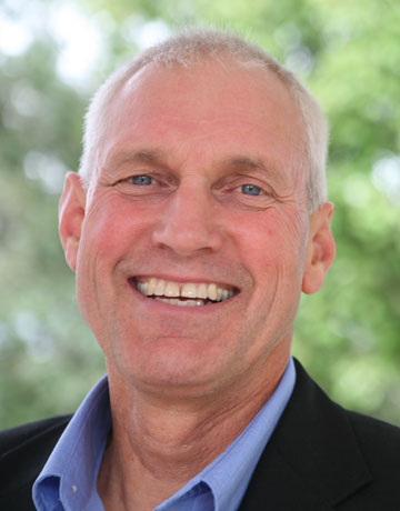 John Diehl Quiz | John Diehl Fan Quiz - FilmiBeat