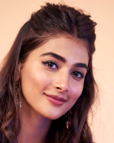 पूजा हेगड़े