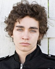 Robert Sheehan Upcoming Movies (2022, 2023) | Robert Sheehan Upcoming