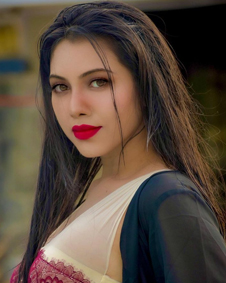 Simran Khan Photos | Simran Khan Images | Simran Khan Pictures - FilmiBeat