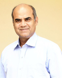 தலைவாசல் விஜய் (Thalaivasal Vijay): திரைப்படங்கள், வயது, பயோடேட்டா,  புகைப்படங்கள், மூவிஸ் லிஸ்ட் - Filmibeat Tamil