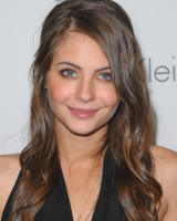 Willa Holland Upcoming Movies, Age, New Movie, Birthday Date, Height In