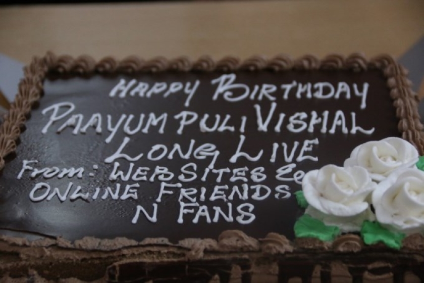 Actor Vishal Birthday Celebration Photos - FilmiBeat