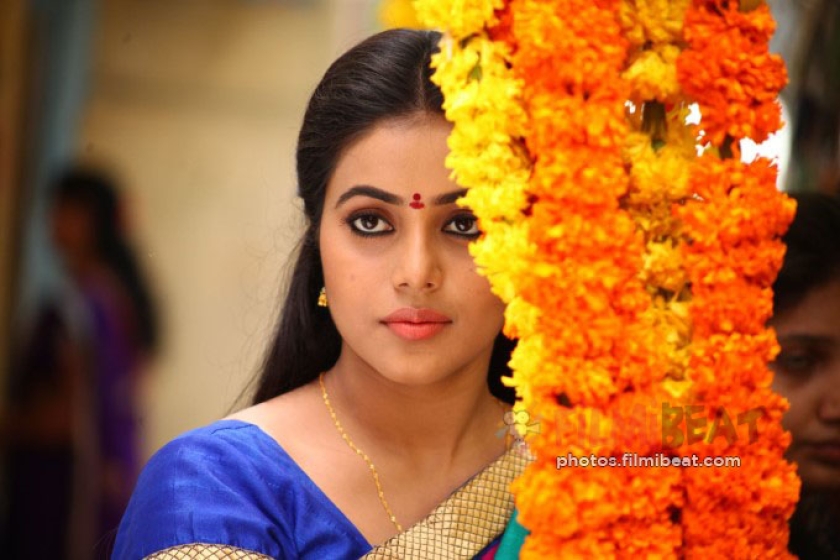 Jayammu Nischayammu Raa Full Movie Free Download Jayammu Nischayammu Raa Photos: HD Images, Pictures, Stills, First Look