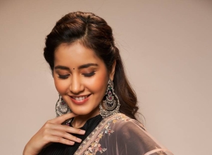 Celebrity Photos | Movies Posters | Hot Photoshoot | Events & Awards