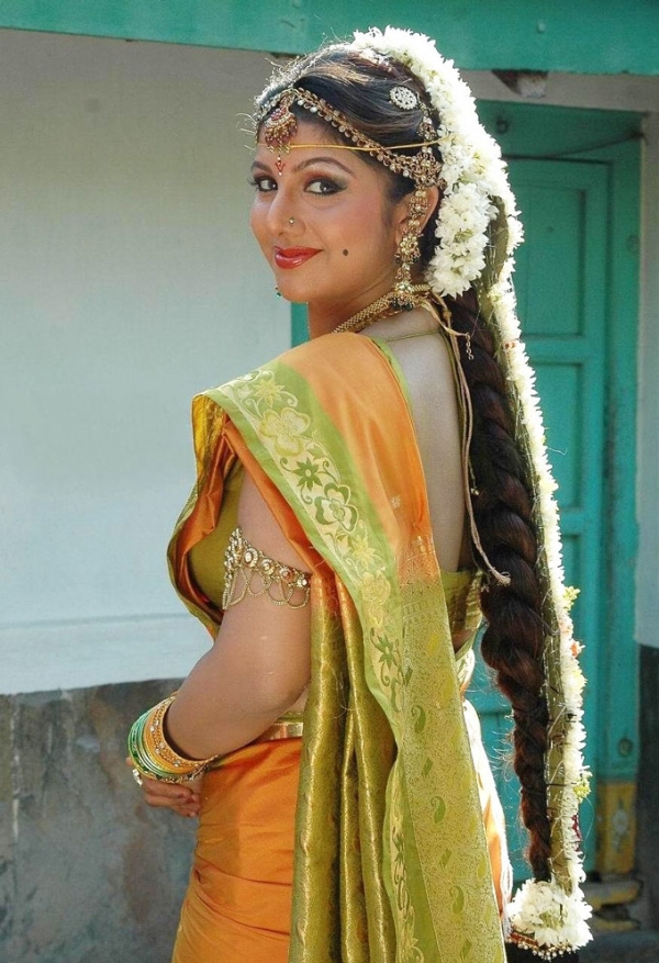 Rambha Photos Hd Latest Images Pictures Stills Of Rambha Filmibeat rambha photos hd latest images