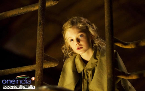 Elle Fanning Photos: Latest HD Images, Pictures, Stills & Pics - FilmiBeat