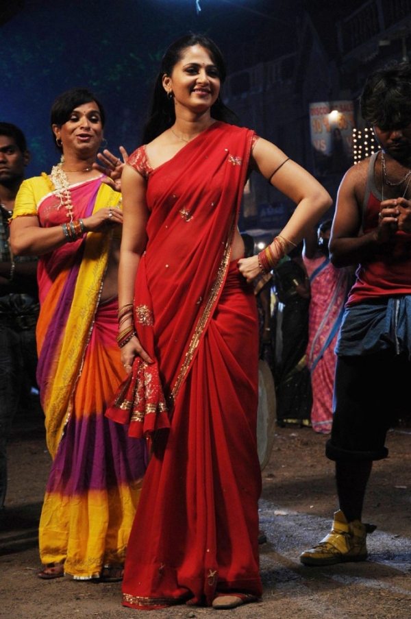 Vaanam Photos: HD Images, Pictures, Stills, First Look Posters of