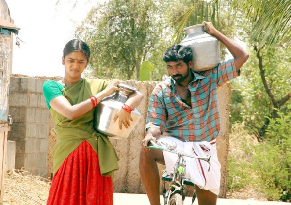 Thenmerku Paruvakatru Photos Hd Images Pictures Stills First Look Posters Of Thenmerku Paruvakatru Movie Filmibeat