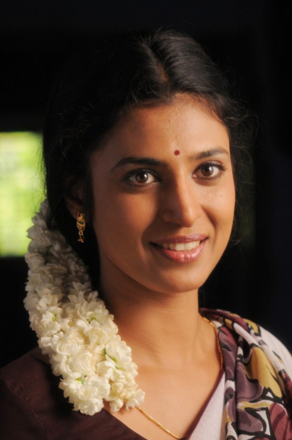 600px x 903px - Kasthuri Photos: Latest HD Images, Pictures, Stills & Pics - FilmiBeat