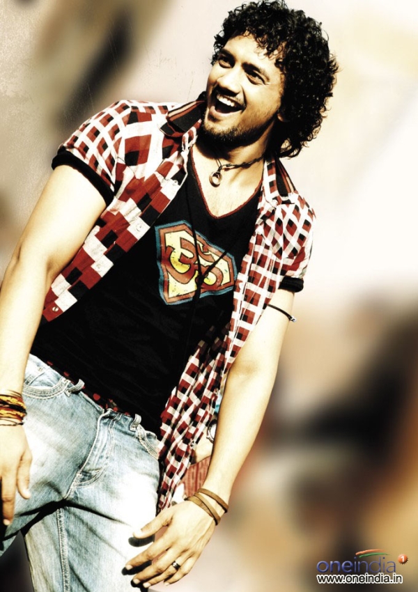 Bumper Offer Photos HD Images, Pictures, Stills, First Look Posters of