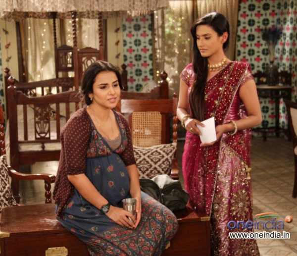 HITLER DIDI SHORT visual data 8
