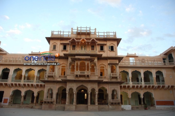 Bhool Bhulaiyaa Photos: HD Images, Pictures, Stills, First Look Posters