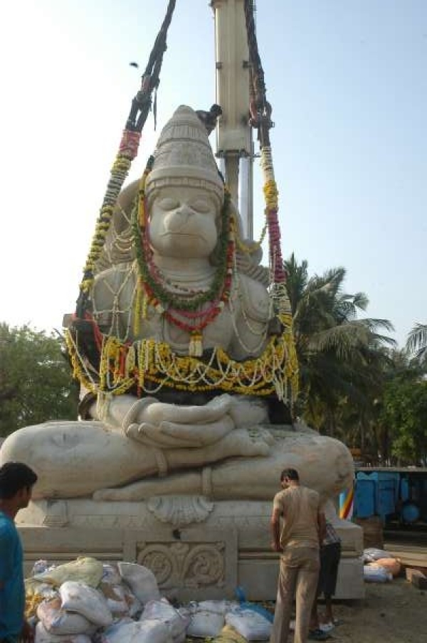 Anjaneyar Statue Erected At Temple Built By Actor Arjun Photos FilmiBeat