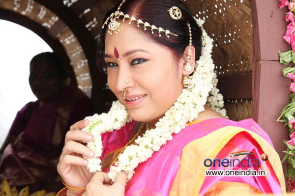 Kovai Sarala Photos [HD]: Latest Images, Pictures, Stills of Kovai