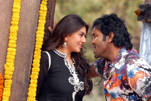 denikaina ready movie stills